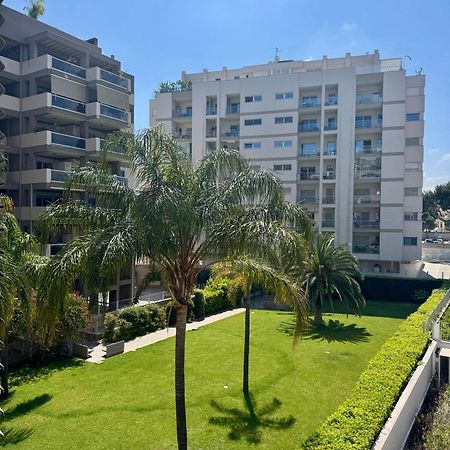 Apartment Capruzzi Бари Экстерьер фото