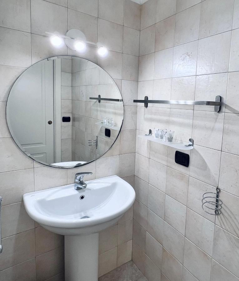 Apartment Capruzzi Бари Экстерьер фото
